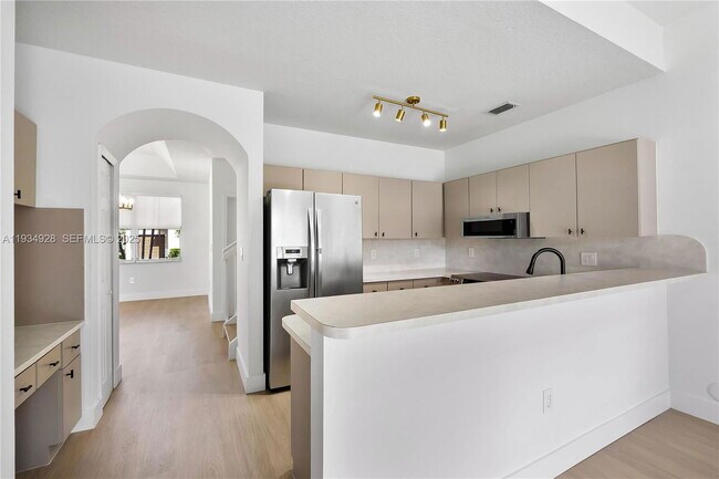 Building Photo - 8354 NW 142nd St