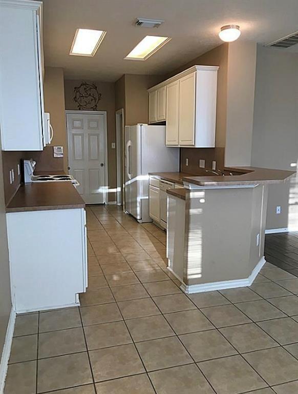 Foto del edificio - 17203 Oakwood Chase Dr