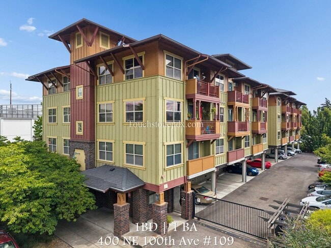 Private Gated Parking! 1 BD | 1 BA Condo in NE Portland - Private Gated Parking! 1 BD | 1 BA Condo in NE Portland