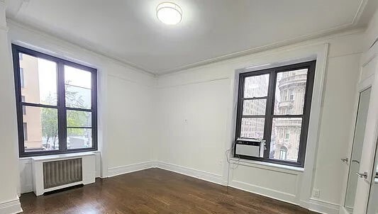 Building Photo - 200 West 58th Street