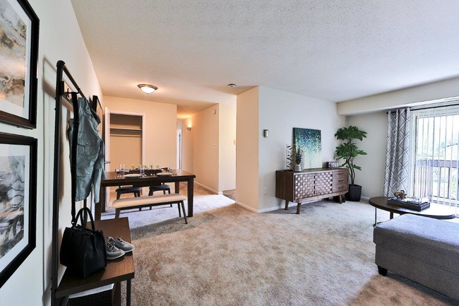 Foto del edificio - Villages at Montpelier Apartment Homes