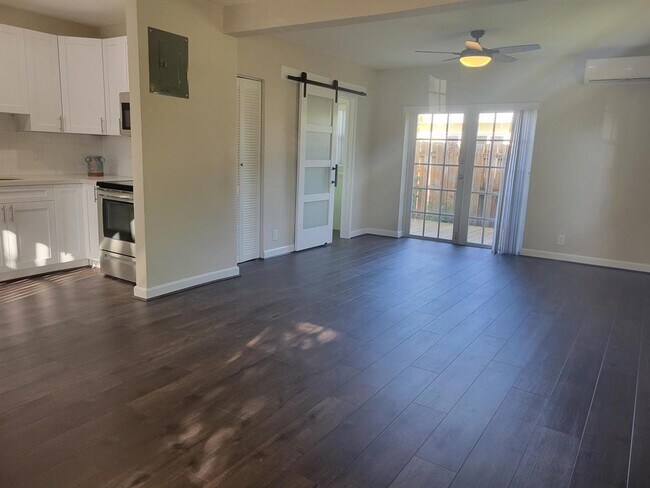 Foto del edificio - 3204 SE 6th St