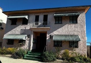 Building Photo - 216 E Valencia Ave