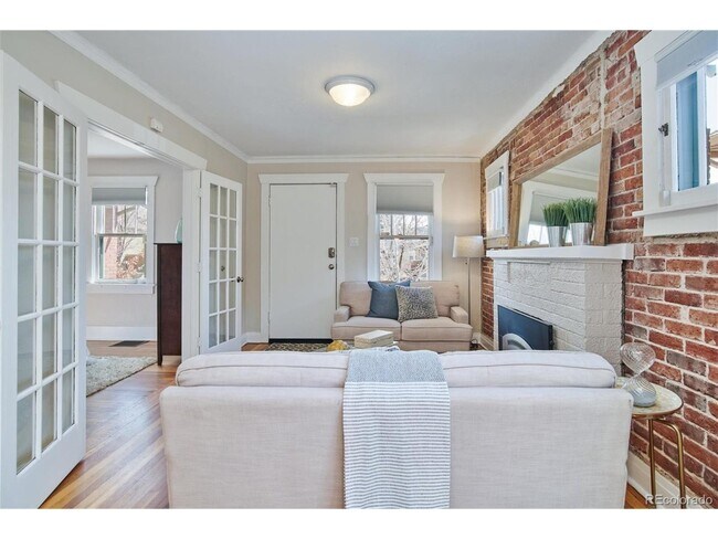 Foto del edificio - 3311 N Clay St