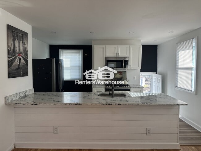 Foto del edificio - 1603 Charmuth Rd