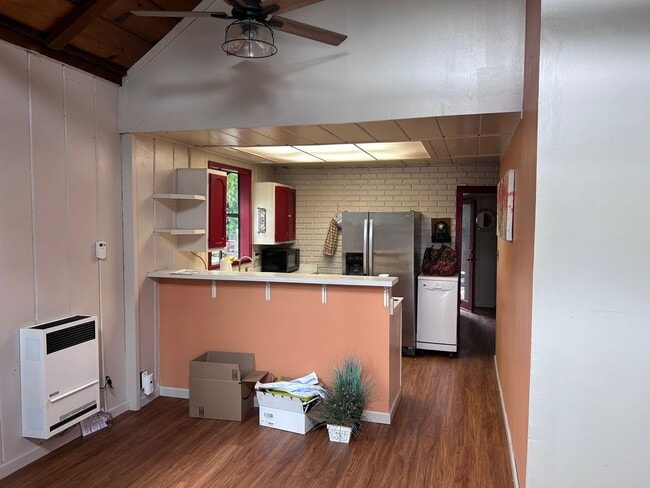 Building Photo - Charming 2BR House in Santa Cruz