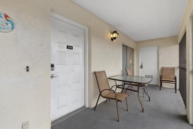 Building Photo - 1531 Placida Rd