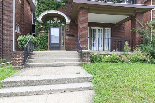 Foto del edificio - 1721 Atkinson St