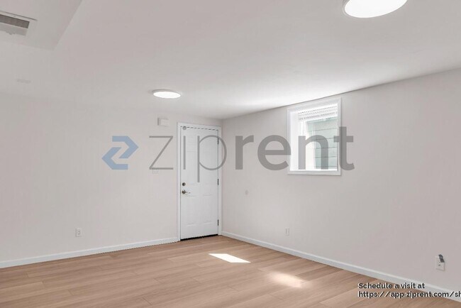 Foto del edificio - 860 Olive Ave