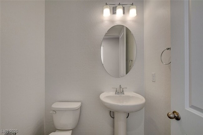 Building Photo - 9922 Angel Valley Dr