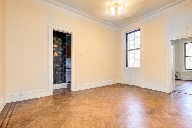 Foto del edificio - 927 Washington St