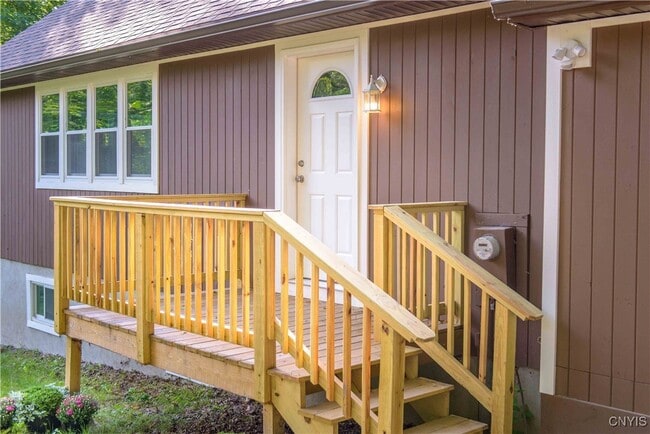 Building Photo - 141 Engles Rd