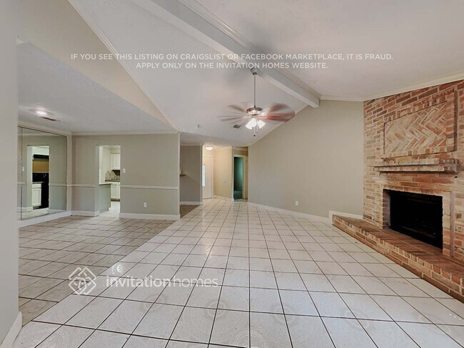 Foto del edificio - 8330 Pebbledowne Dr