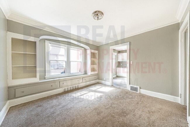 Building Photo - 3642 E 112th St