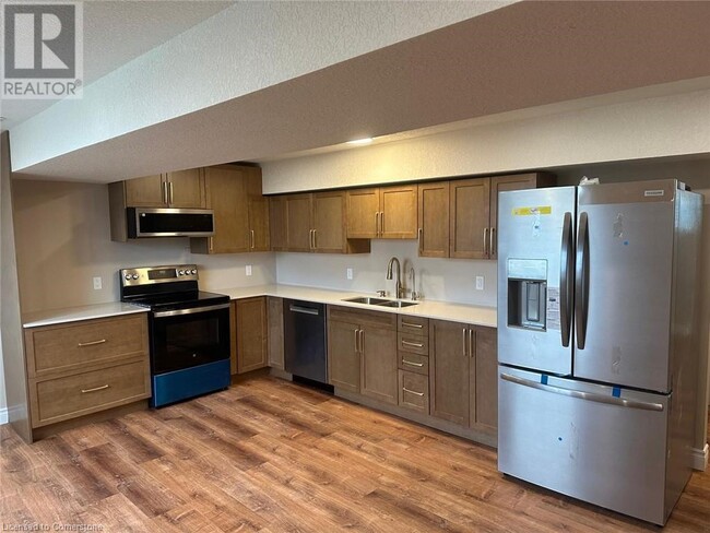 Building Photo - 244 Ladyslipper Dr