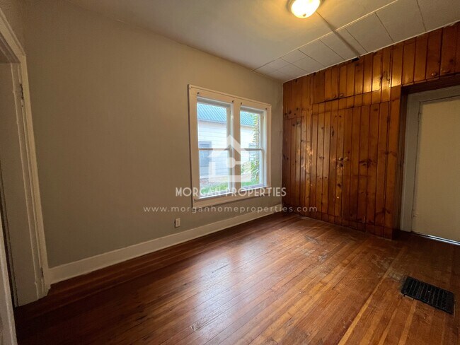 Foto del edificio - 228 N 11th St