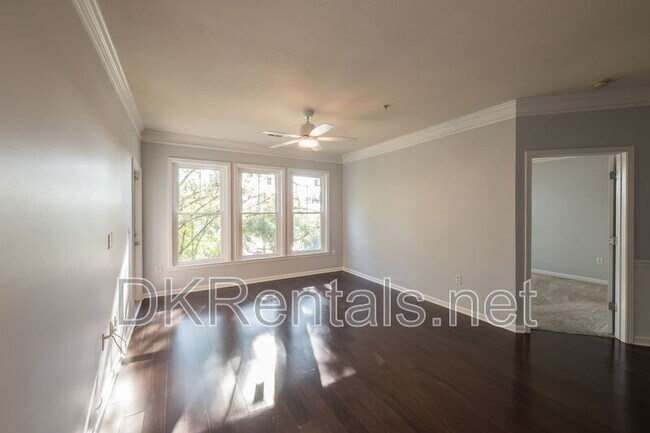 Building Photo - 1850 Cotillion Dr