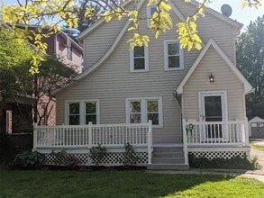 Building Photo - 338 Shenley Dr