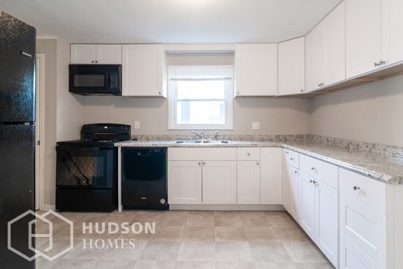 Foto del edificio - AVAILABLE NOW! - 1262 Missouri Ave, Lorain...