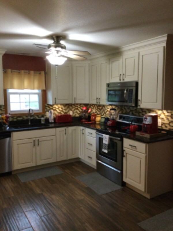 Building Photo - 1832 Cypress Dr