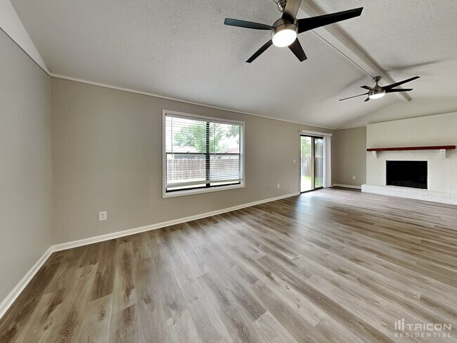 Building Photo - 620 Thomas McKeen Street Orange Park FL