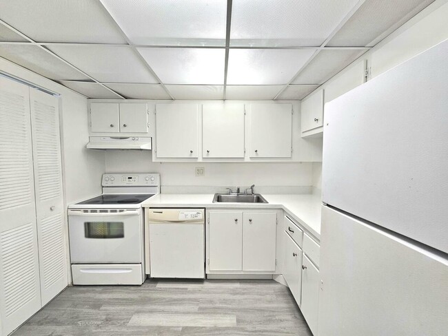 Foto del edificio - 7801 S Colony Cir