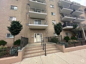 Building Photo - 121 Tremont St