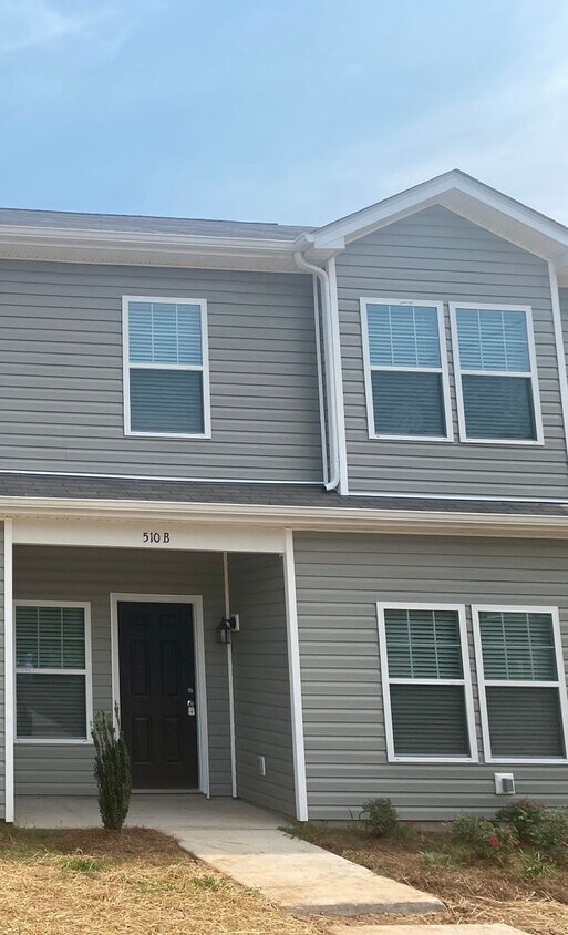 Primary Photo - Brand New Townhome!