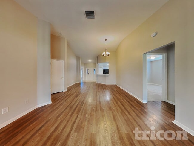 Foto del edificio - 11119 Bramblebrush St