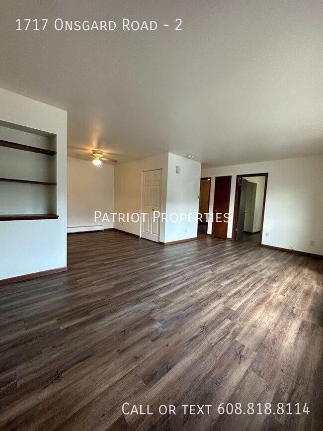 Foto del edificio - 2 bedroom/ 1 bath apartment in Madison, WI