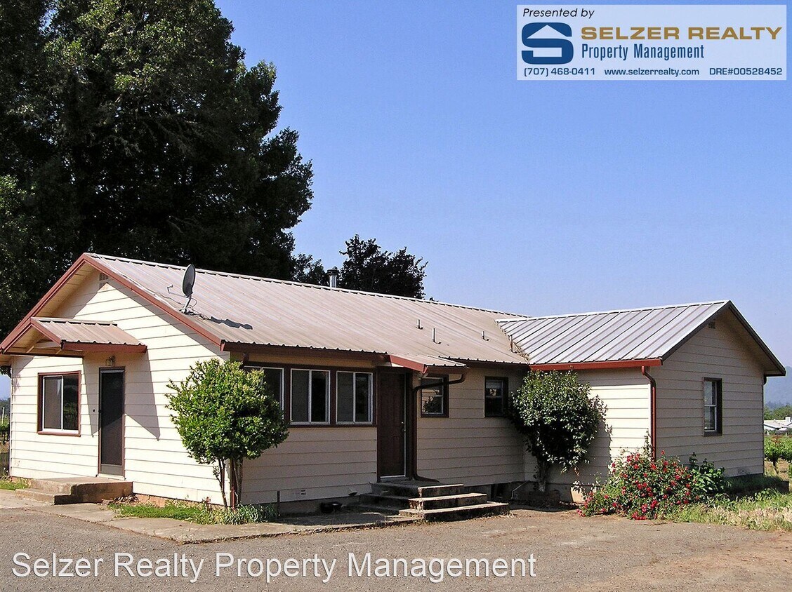 Primary Photo - 3 br, 1 bath House - 2300 Road D