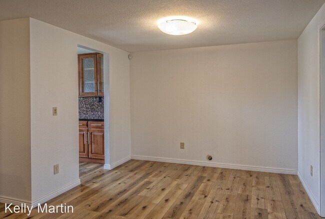 Building Photo - 3 br, 2 bath House - 720 W Rose Ln