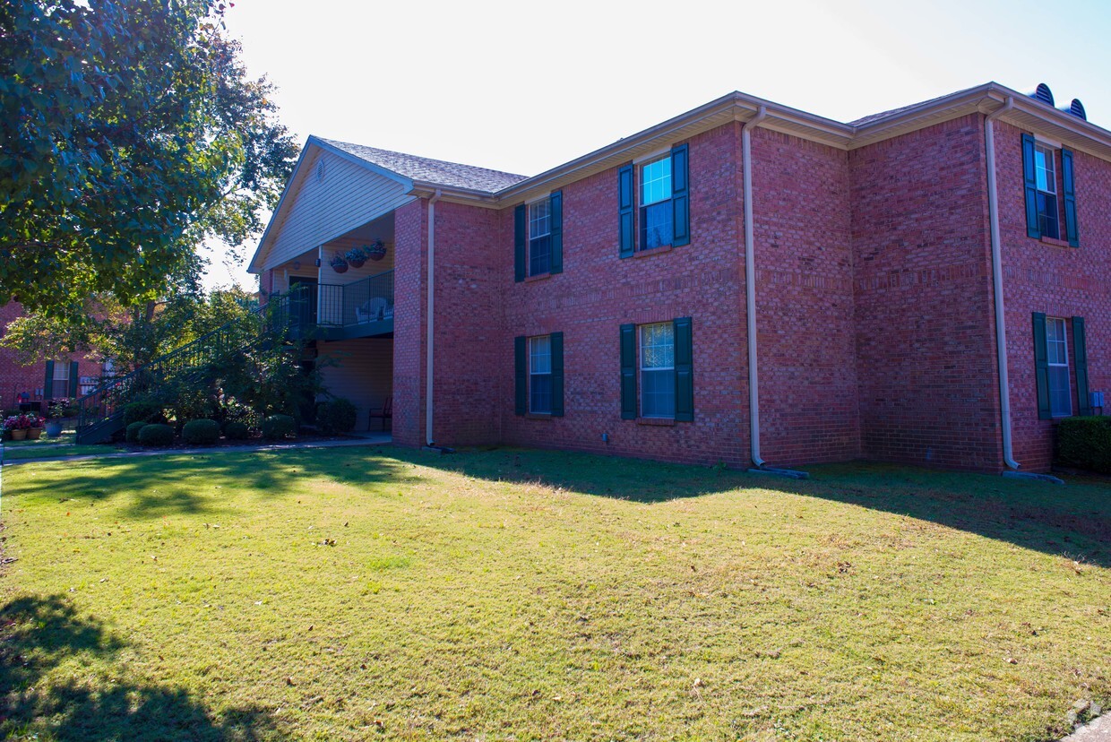 Building Photo - Westfork Apartments