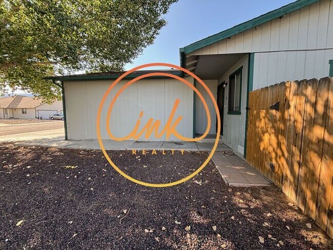 Foto del edificio - Charming Duplex in Quiet Dayton Neighborhood!