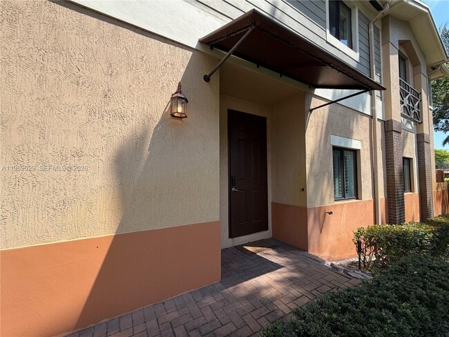 Building Photo - 6330 S Station Square