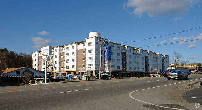 Building Photo - Patuxent Square Apartments