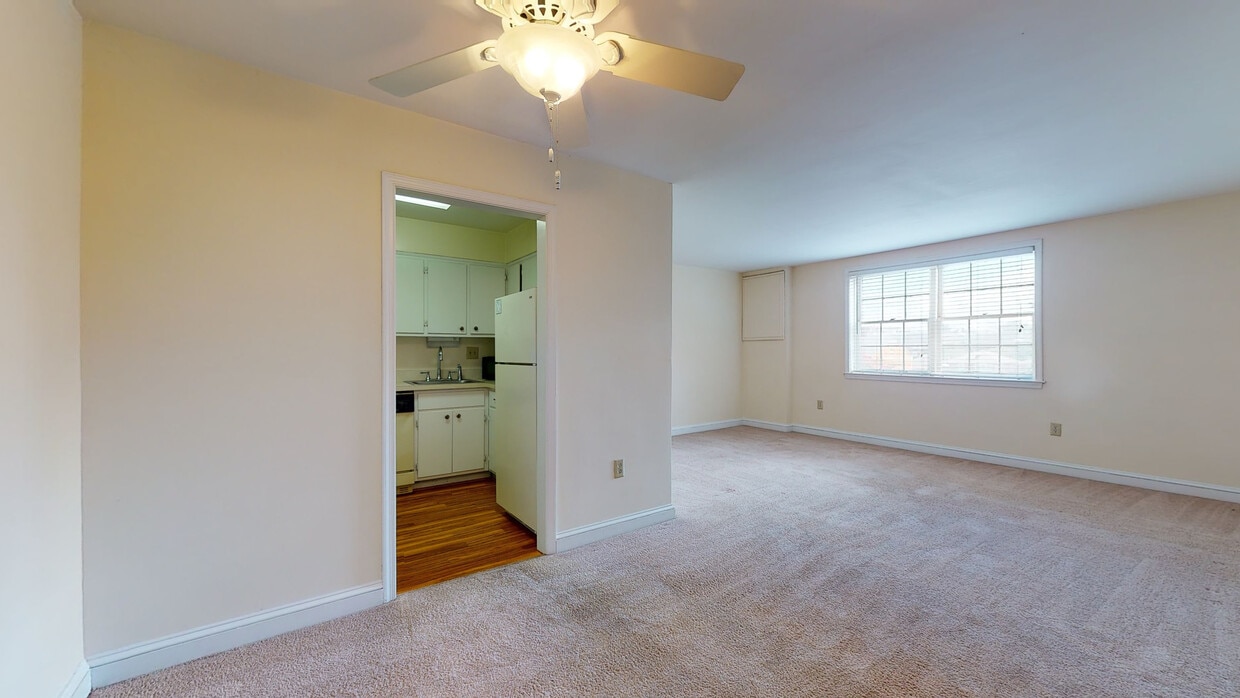 Photo - Tarleton Square Apartments