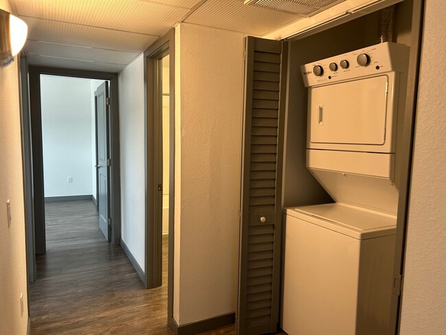 Interior Photo - Uptown Fullerton