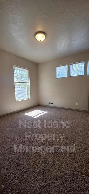 Building Photo - 2735 S Spring Bar Way