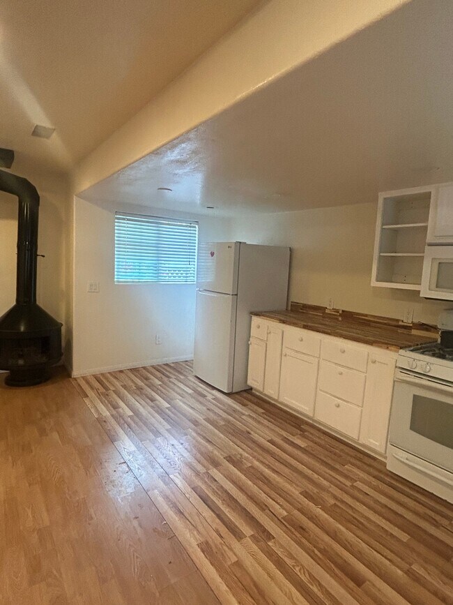 Foto del edificio - 33551 Orange St