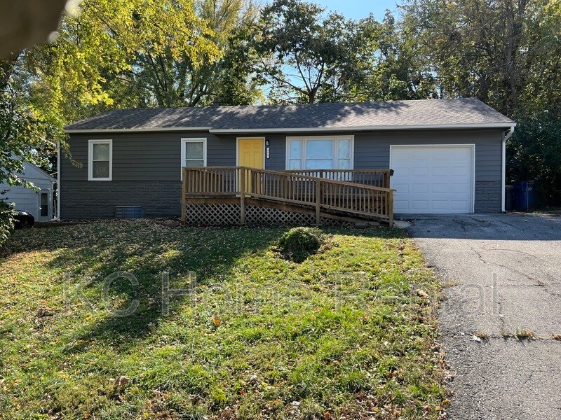 551 Reed St, Liberty, MO 64068 House Rental in Liberty, MO