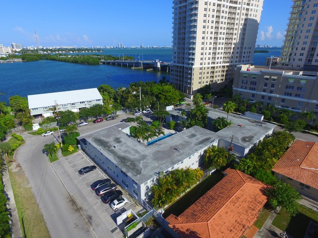 Foto del edificio - Boutique Apts // Bayside Apts LLC