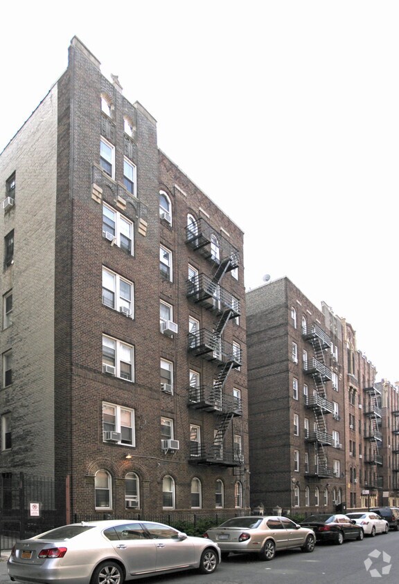 Foto del edificio - 189 E 18th St