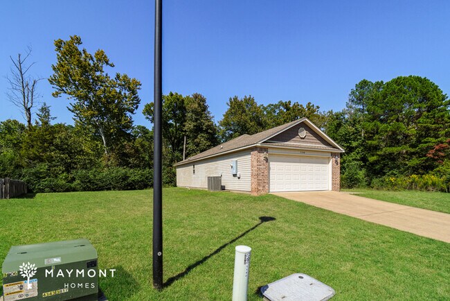 Building Photo - 1140 Oak Glenn Loop