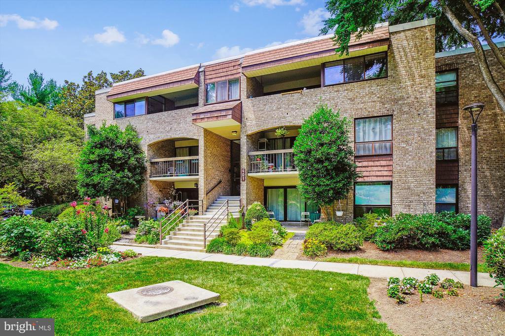 Foto principal - 401 Christopher Ave