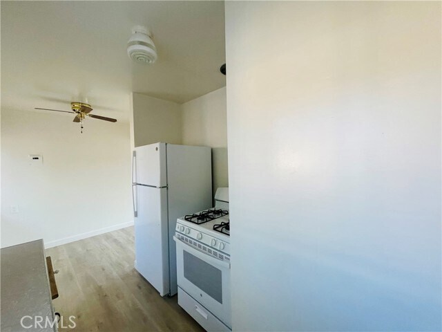 Foto del edificio - 731 S Almansor St