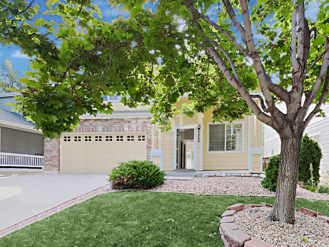 Foto principal - 5240 Goshawk St