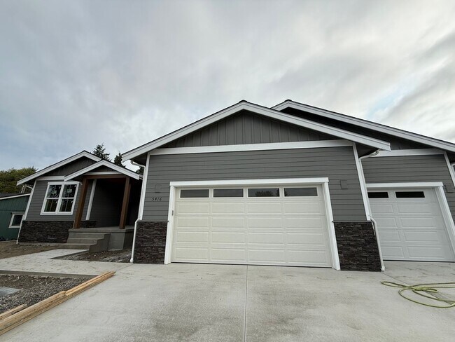Building Photo - Newly Built Home in Birch Bay Village!