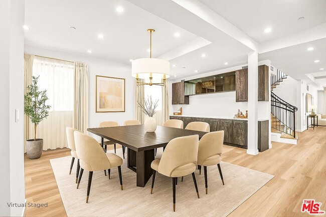 Foto del edificio - 535 N Formosa Ave