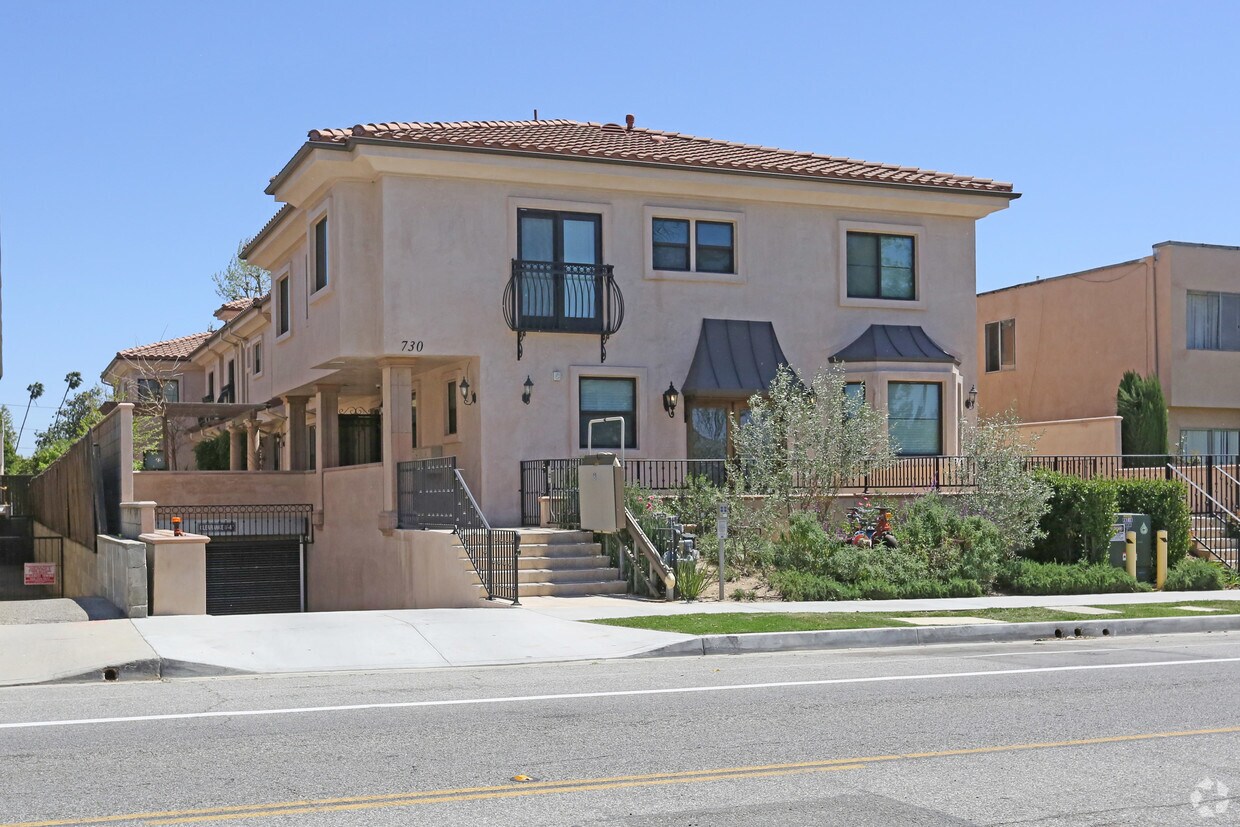 730 S Marengo Ave, Pasadena, CA 91106 Townhomes for Rent Pasadena, CA